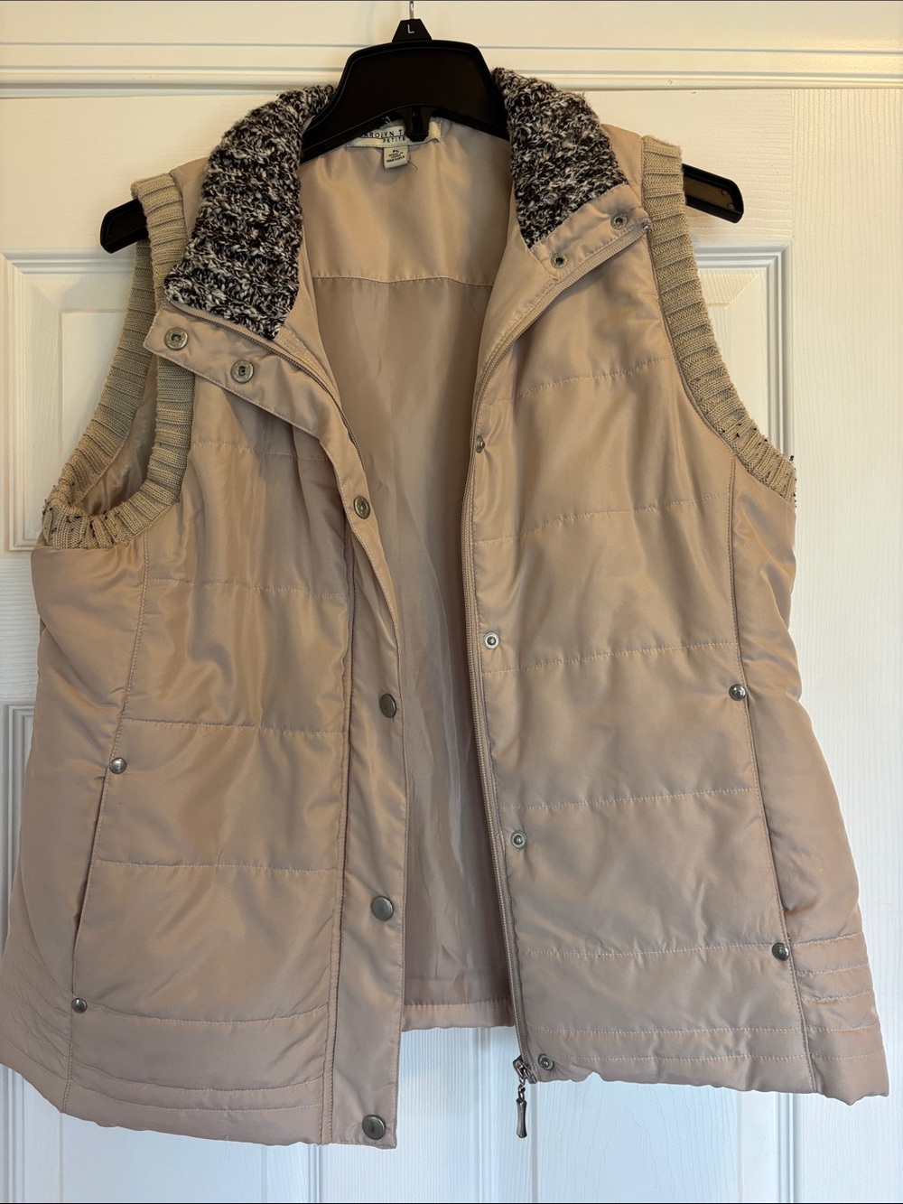 Carolyn Taylor Beige Quilted Sleeveless Puffer Vest with Knit Collar